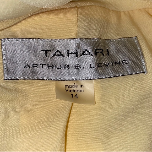 Tahari Arthur S. Levine Yellow Blazer Size 14 - Picture 2 of 4